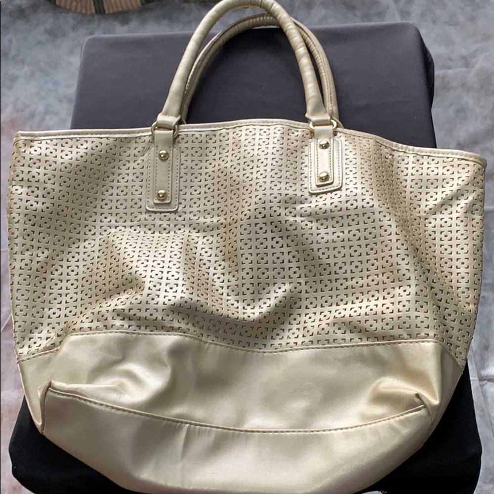 Tote